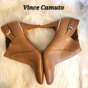 Vince Camuto Women's 3" High Heel Shootie Ankle Boot sz 9